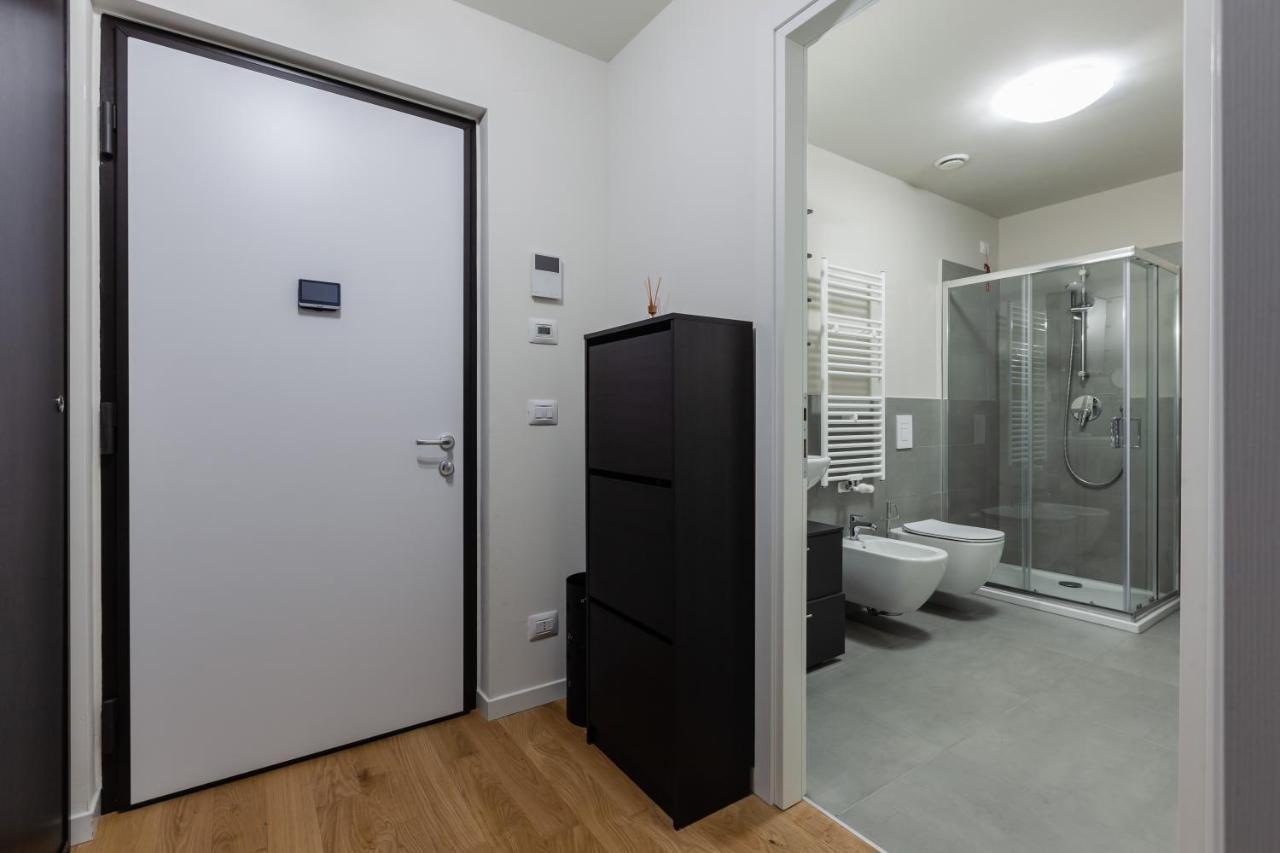 Апартаменты Stylish & Modern Studio Milano Экстерьер фото